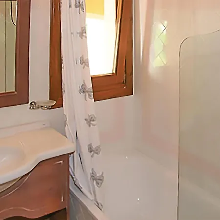Διαμέρισμα 1 Bedroom Gorgeous In Punta Su Turrione